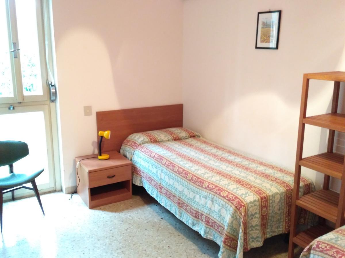 Condominio Villa Chiara Lignano Sabbiadoro Esterno foto