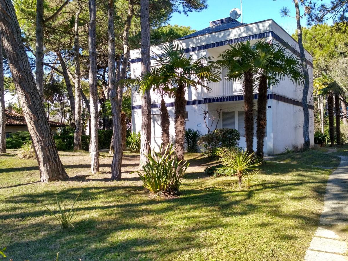 Condominio Villa Chiara Lignano Sabbiadoro Esterno foto