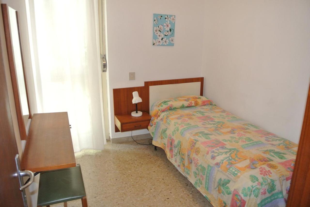 Condominio Villa Chiara Lignano Sabbiadoro Esterno foto